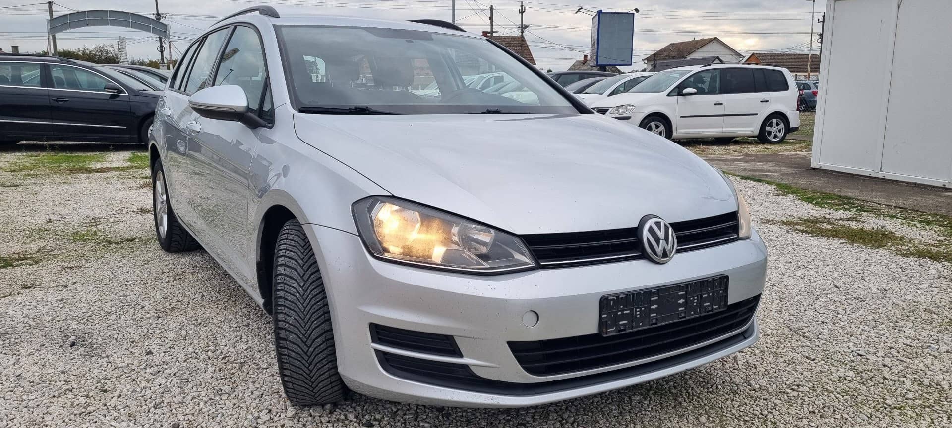 Volkswagen Golf 7 TDI  K.A.O   N.O.V