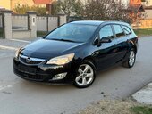 Opel Astra J 