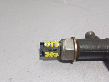 SENZOR PRITISKA GORIVA za Peugeot 5008