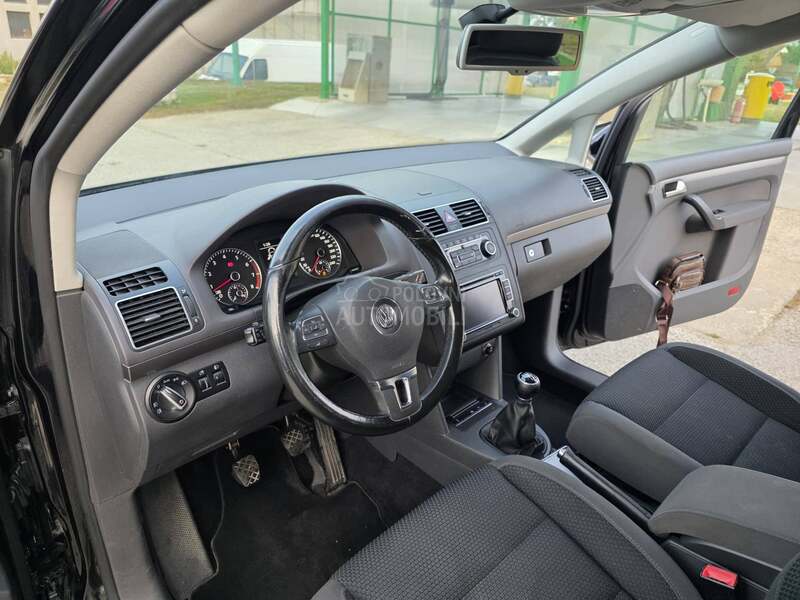 Volkswagen Touran KUKA.SALON.SWIS