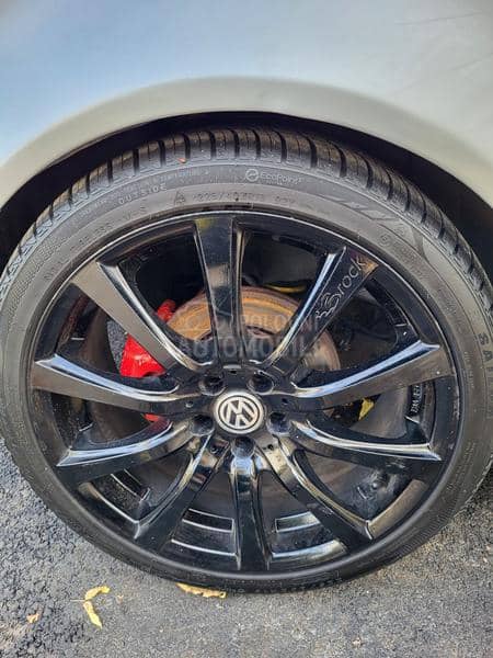 Volkswagen Golf 4 GTI.  T  230PS AM.