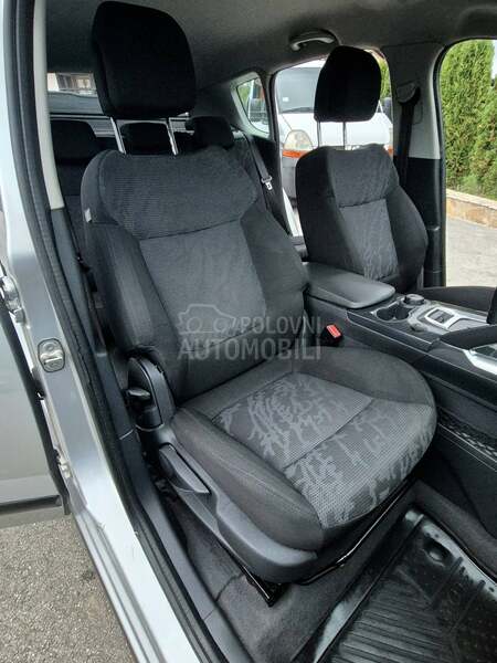 Peugeot 3008 1.6 e-hdi