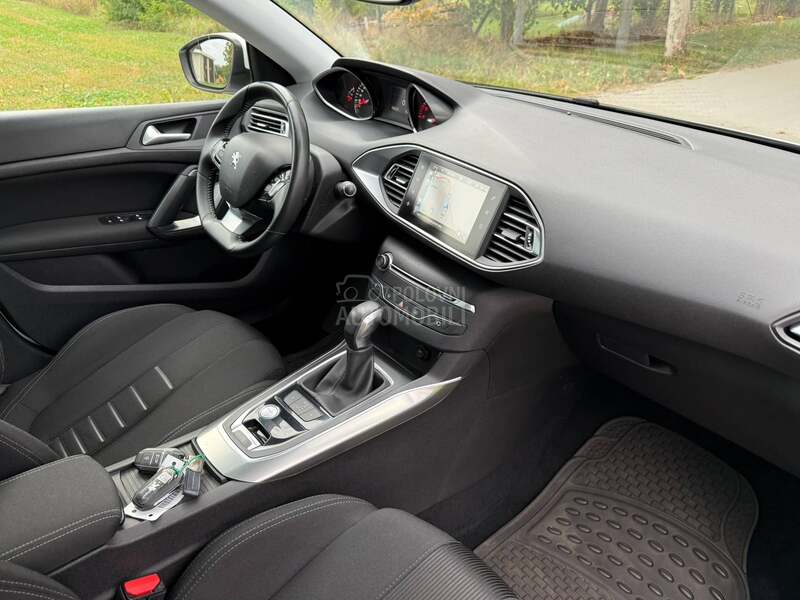 Peugeot 308 P.A.N.O.R.A.M.A