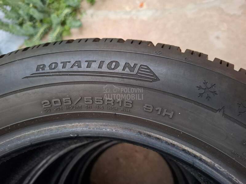 Dunlop 205/55 R16 Zimska