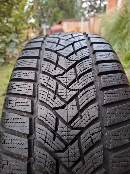 Dunlop 205/55 R16 Zimska