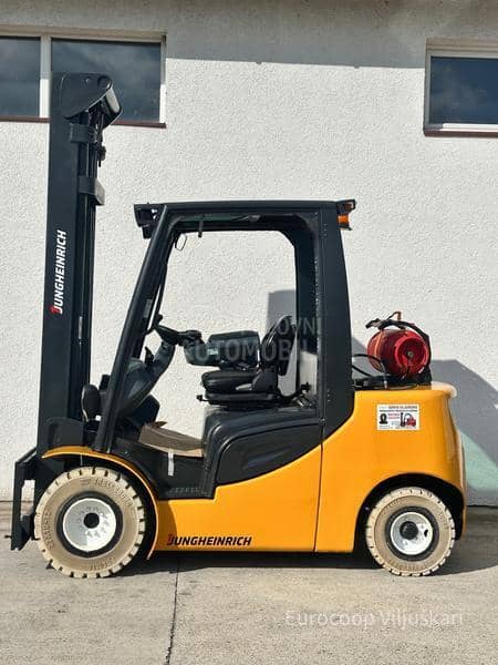 Jungheinrich TFG435s