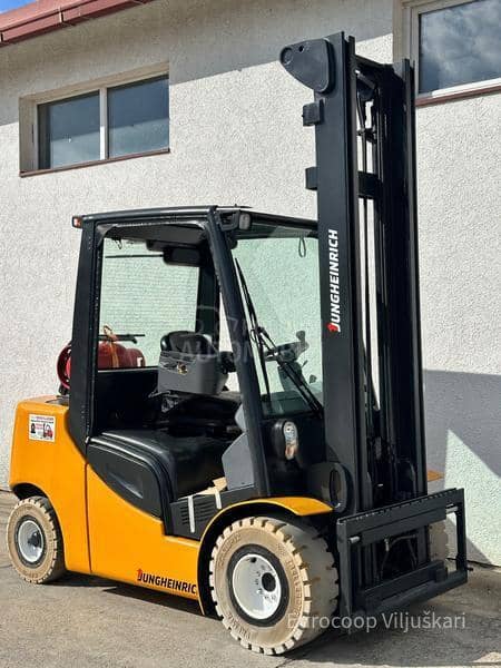 Jungheinrich TFG435s
