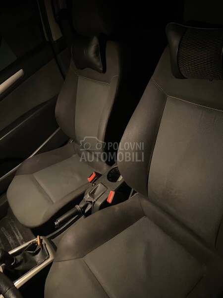 Opel Astra H 1.6