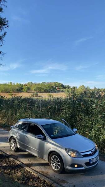 Opel Astra H 1.6