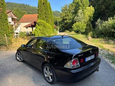 Lexus IS 200 2.0 1gfe