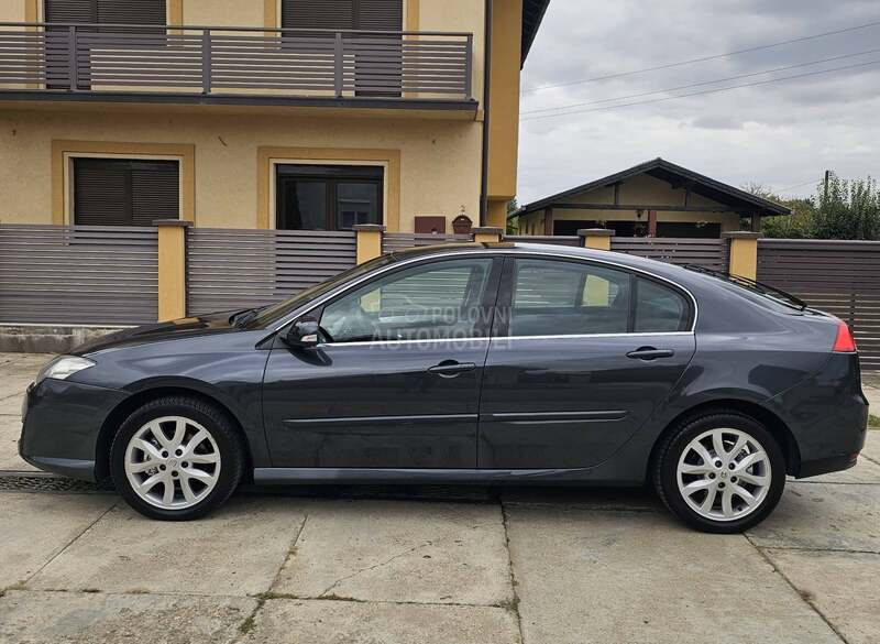 Renault Laguna 