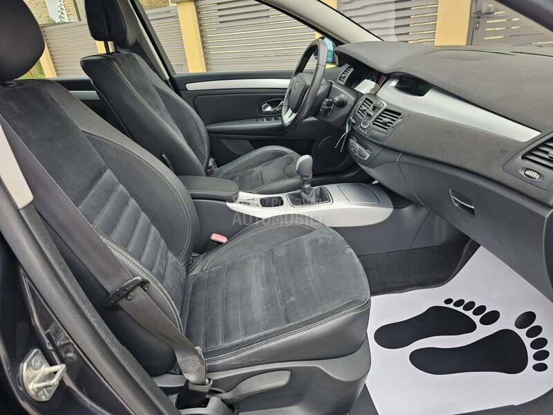 Renault Laguna 