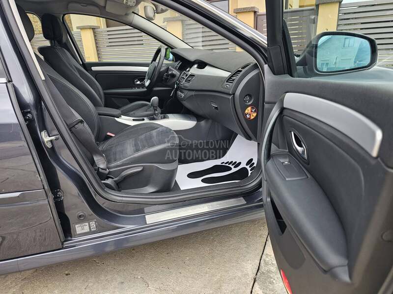 Renault Laguna 