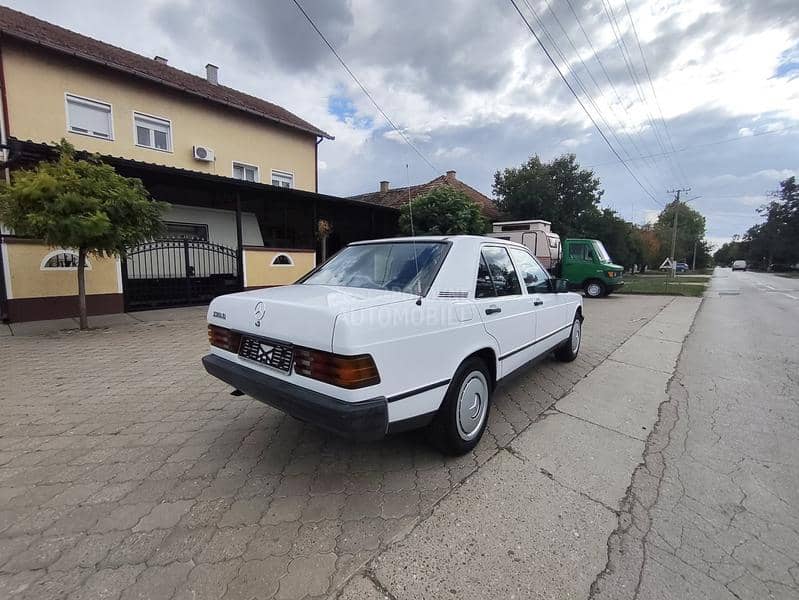 Mercedes Benz 190 190 D