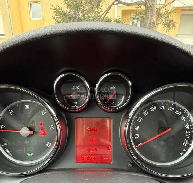 Opel Astra J 1.7  cdti