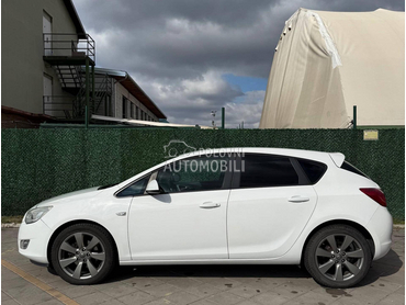 Opel Astra J 1.7  cdti