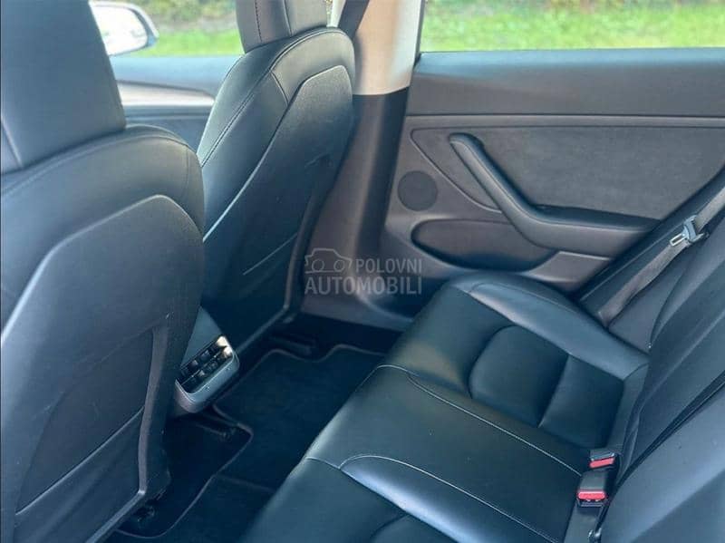 Tesla Model 3 STANDAR RANGE PLUS
