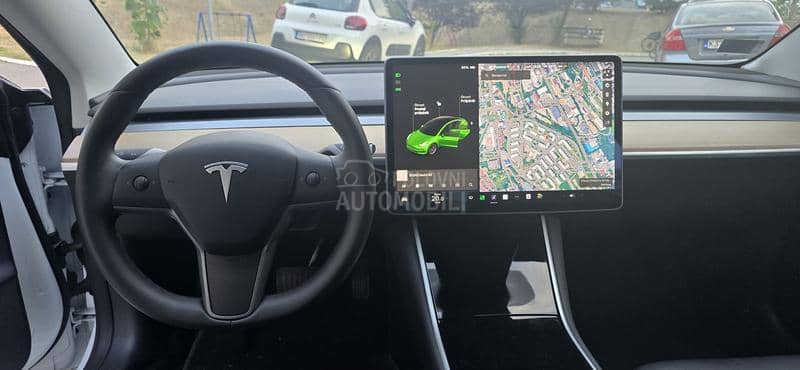 Tesla Model 3 STANDAR RANGE PLUS