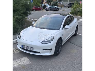 Tesla Model 3 STANDAR RANGE PLUS
