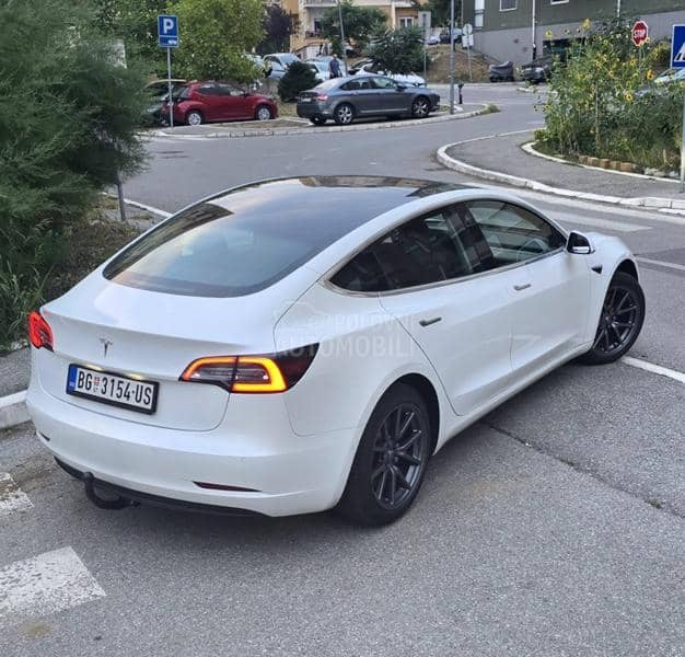 Tesla Model 3 STANDAR RANGE PLUS