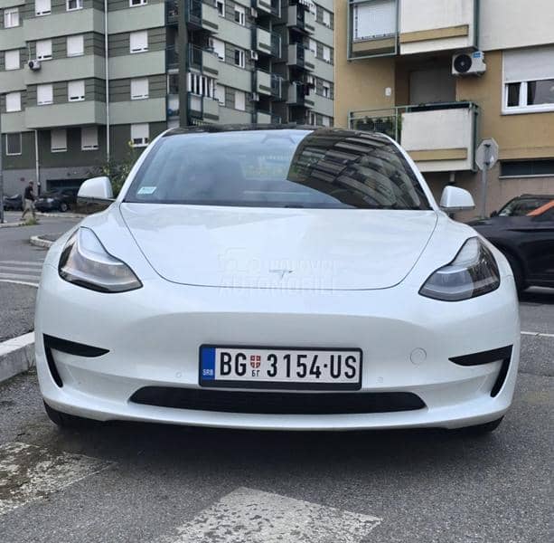 Tesla Model 3 STANDAR RANGE PLUS