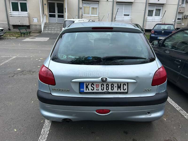 Peugeot 206 