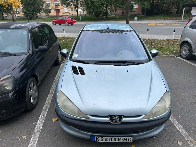 Peugeot 206 
