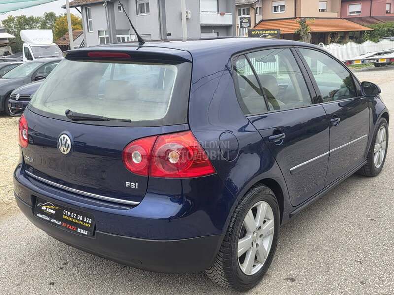 Volkswagen Golf 5 1.4 FSI
