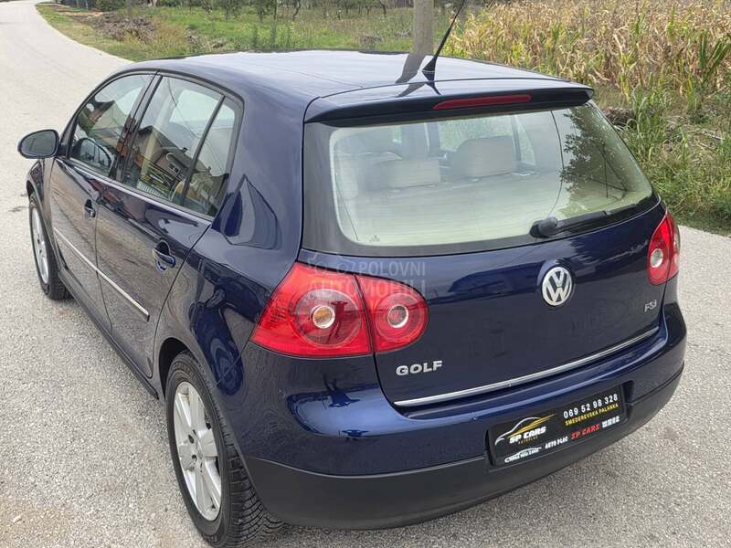 Volkswagen Golf 5 1.4 FSI