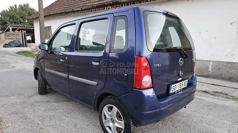 Opel Agila 