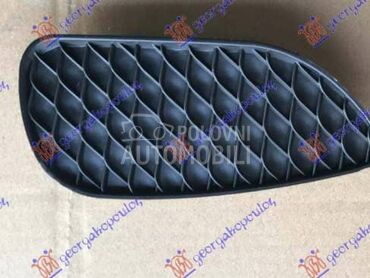 RESETKA PREDNJEG BRANIKA Desno za Mercedes Benz GLA Klasa od 2014. do 2017. god.