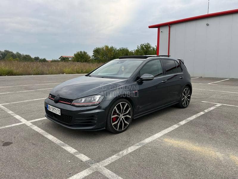 Volkswagen Golf 7 GTI Volkswagen Golf 7 GTI