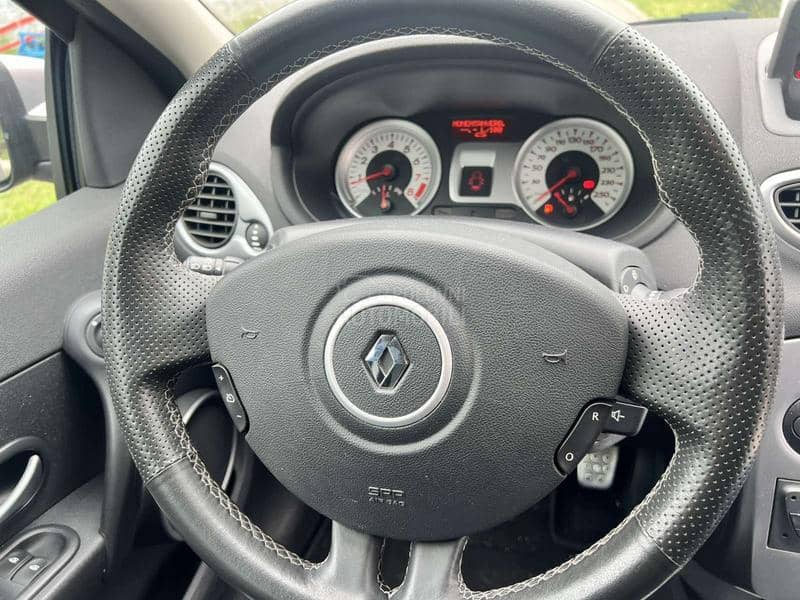 Renault Clio 1.6 GT