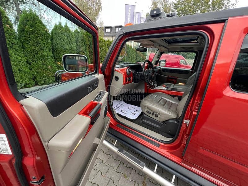 Hummer H2 