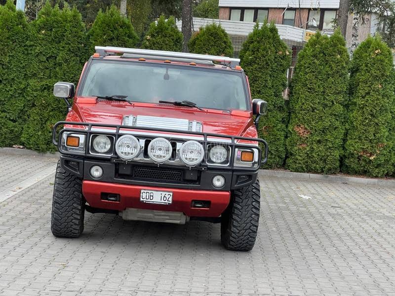 Hummer H2 