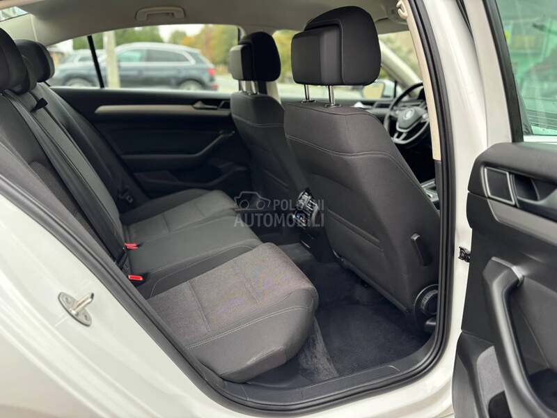 Volkswagen Passat B8 1.6TDI PERLA LED NAV