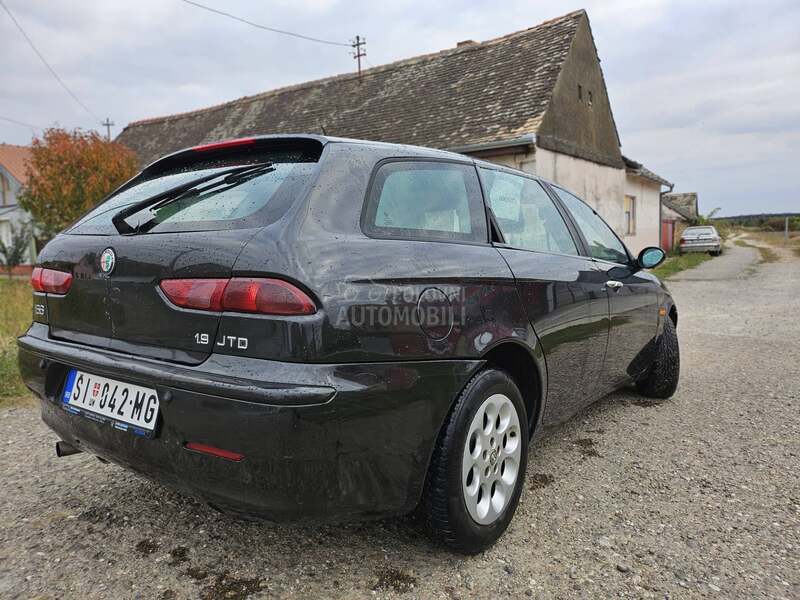 Alfa Romeo 156 