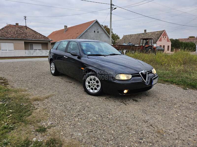 Alfa Romeo 156 