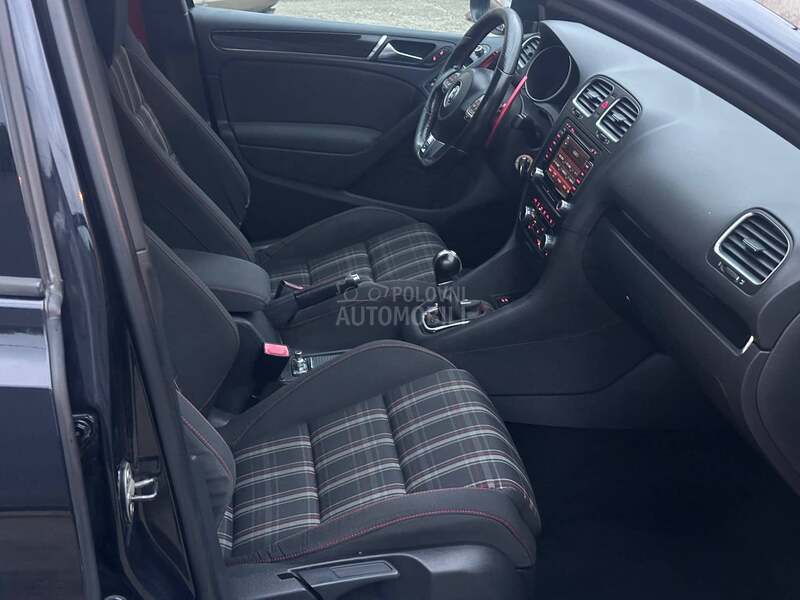Volkswagen Golf 6 GTI DSG