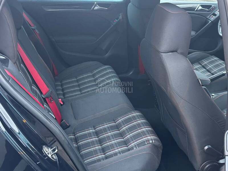 Volkswagen Golf 6 GTI DSG