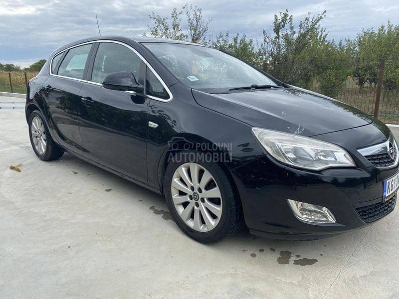 Opel Astra J 1.7 CDTI Opel Astra J 1.7 CDTI