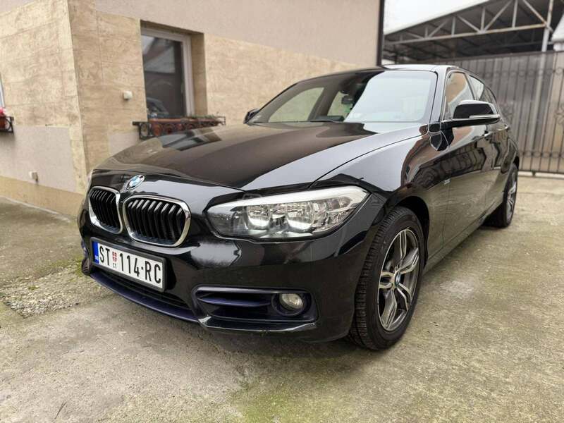 BMW 118 118d SPORT