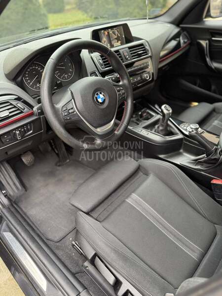 BMW 118 118d SPORT