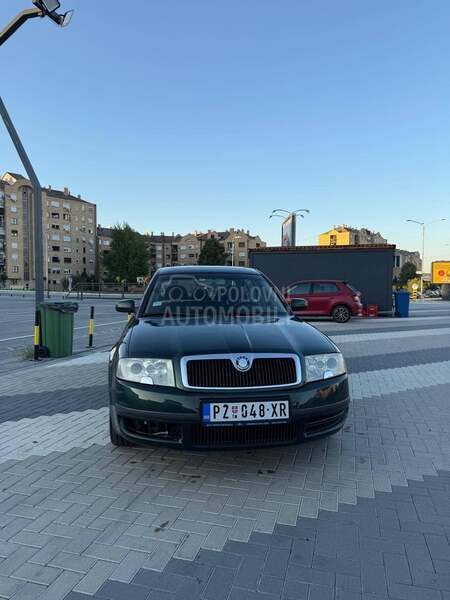 Škoda Superb 