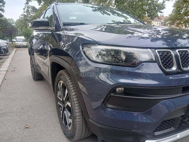 Jeep Compass 1.3 DDCT LIMITED