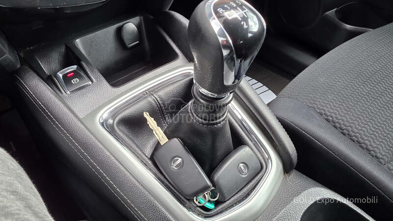 Nissan Qashqai 1.5 DCi 360 TACH
