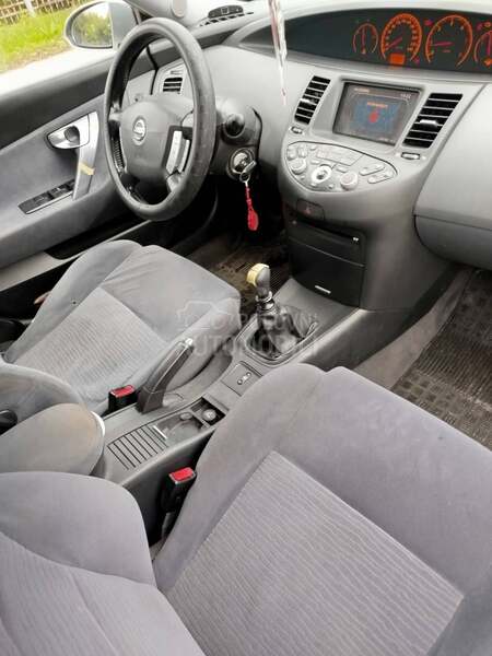 Nissan Primera O d l i c a n