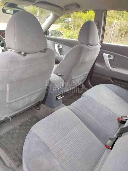 Nissan Primera O d l i c a n