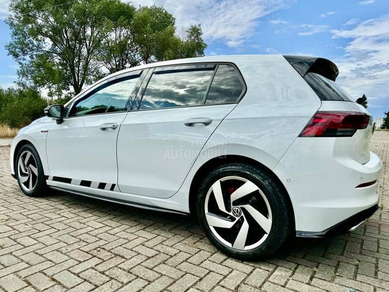 Volkswagen Golf 8 