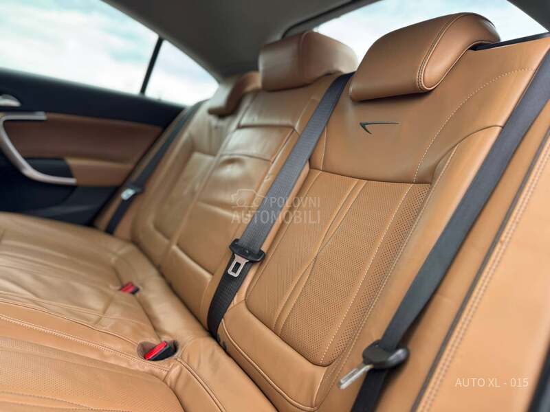 Opel Insignia 2.0 CDTI // F.ULL